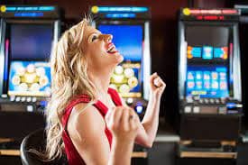 Ringkasan fitur hiburan mobile lucky72
